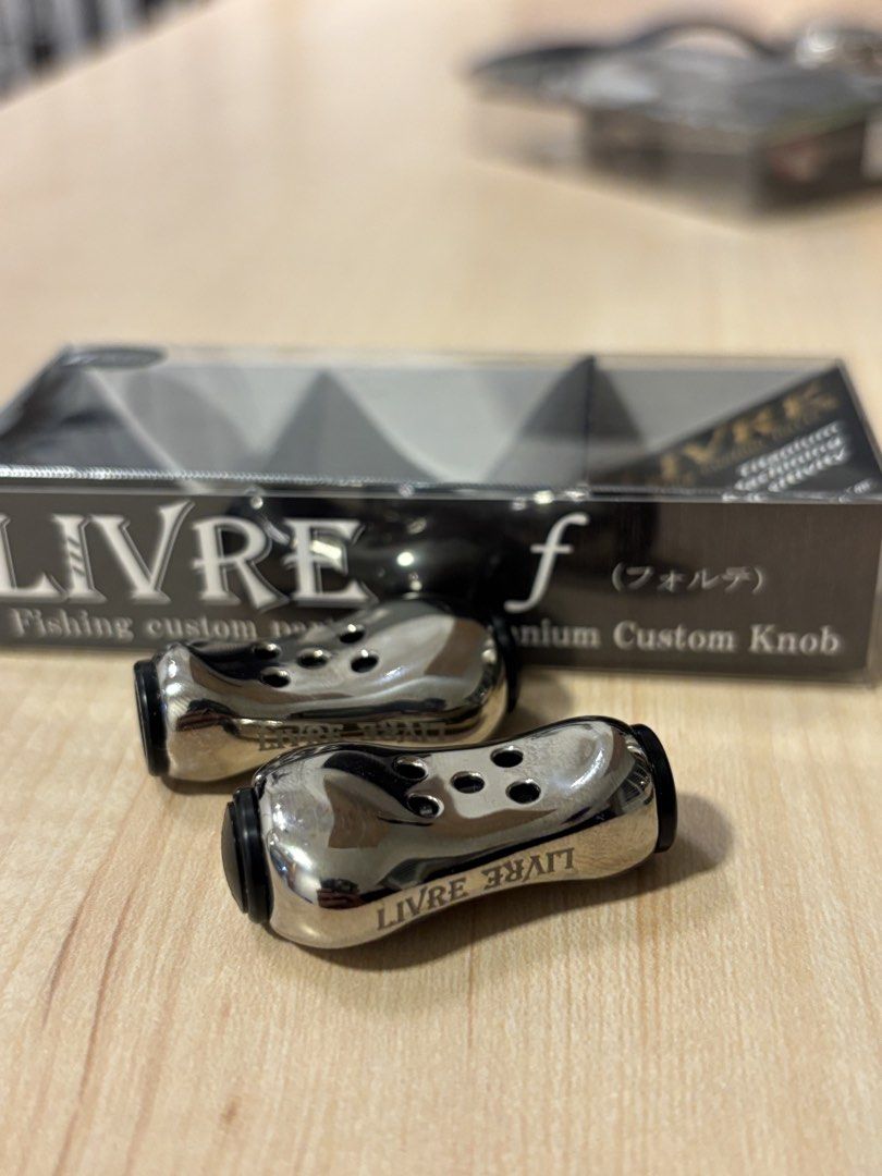 Livre Titanium custom knobs (Category: Fishing) located in Singapore. Submitted by moscadou (Listing ID 1460249067, Image 3). Description: Selling as a pair for $70.