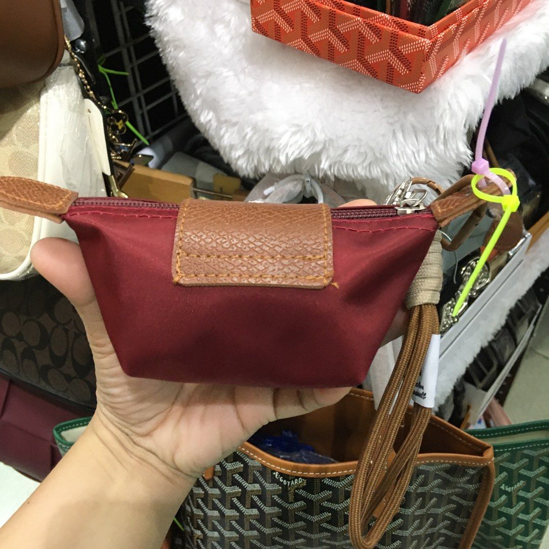 Longchamp Coin Purse (Maroon) (Category: Wallets & Card holders) located in Manila. Submitted by lizzy.cloud (Listing ID 1460135906, Image 3). Description: .