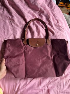 (Category: ) located in . Submitted by kellysthrift_ (Listing ID 1460148782, Image 1). Description: .