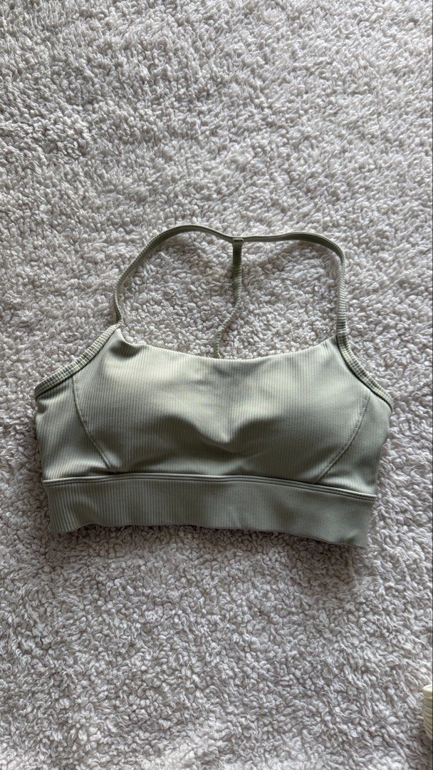 Lotus activewear (Category: Activewear) located in Dasmarinas. Submitted by shamsells (Listing ID 1460286448, Image 2). Description: Lotus activewear all size small Sold together! Mixed excellent and good condition (no flaws!) Bought all for 3500+++, selling for only 1500 NOTE: I’m in the US and will be in PH in November; Shipping in November 2026 Meetups available in BGC / Unitop Dasma / Porta Vaga Baguio on certain November 2026 dates Shipping 