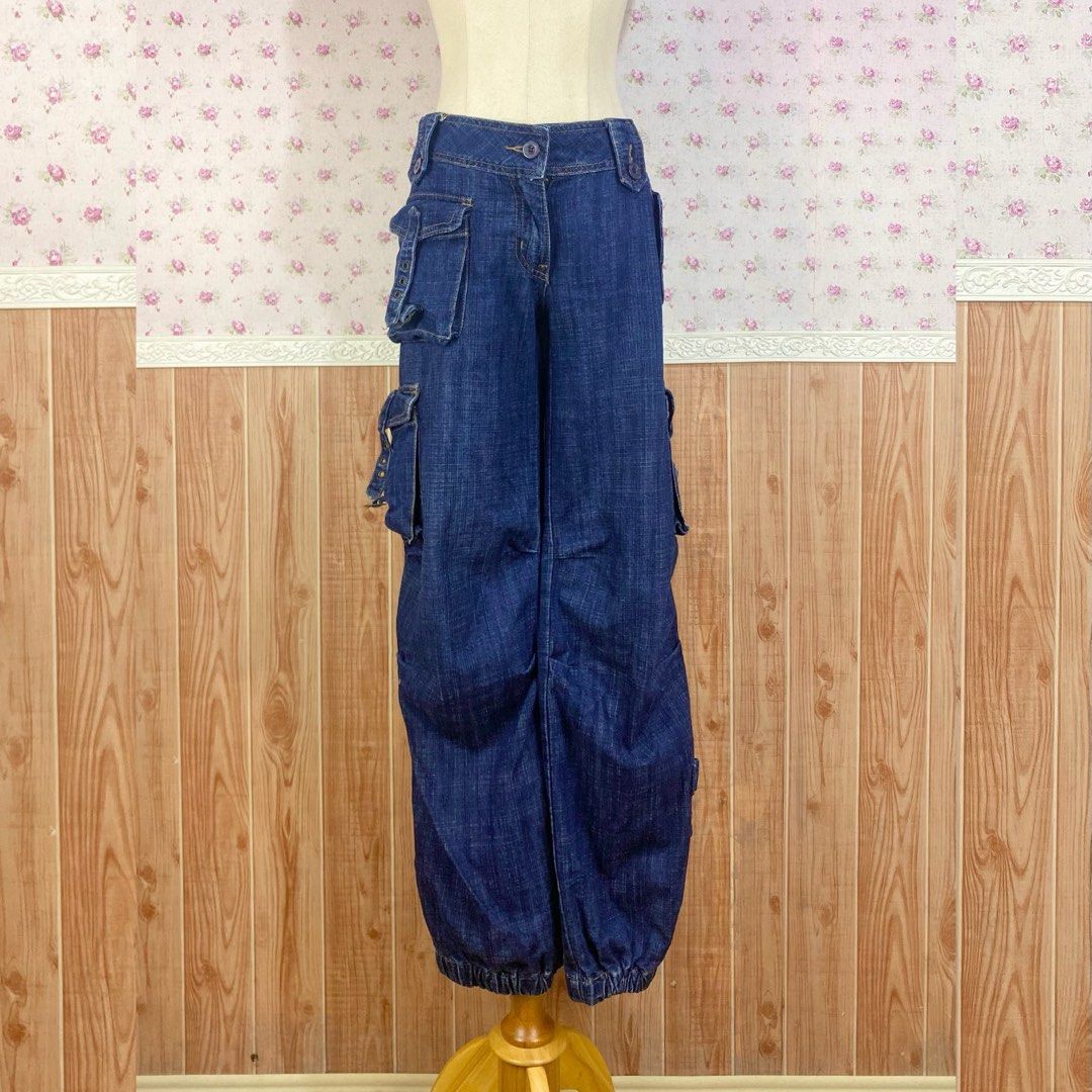 Low waist cargo denim pants (Category: Jeans) located in Dagupan City. Submitted by maxi.vint (Listing ID 1460248331, Image 2). Description: Hips 32" Length 37" Rise 8".