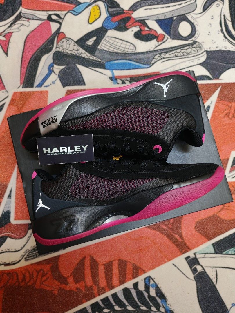 Luka 77 Navidor Size 9 (Category: Sneakers) located in Marikina City. Submitted by tm_harley (Listing ID 1460209996, Image 3). Description: 🚨Luka 77 both size 9 men's - Navidor 💸4,295 pesos each!!❌5,795 SRP Send a DM for inquiries 📩 FB: Harley Villa FB Page: The Merchant - Kicks and Collectibles 📌Marikina City Location.