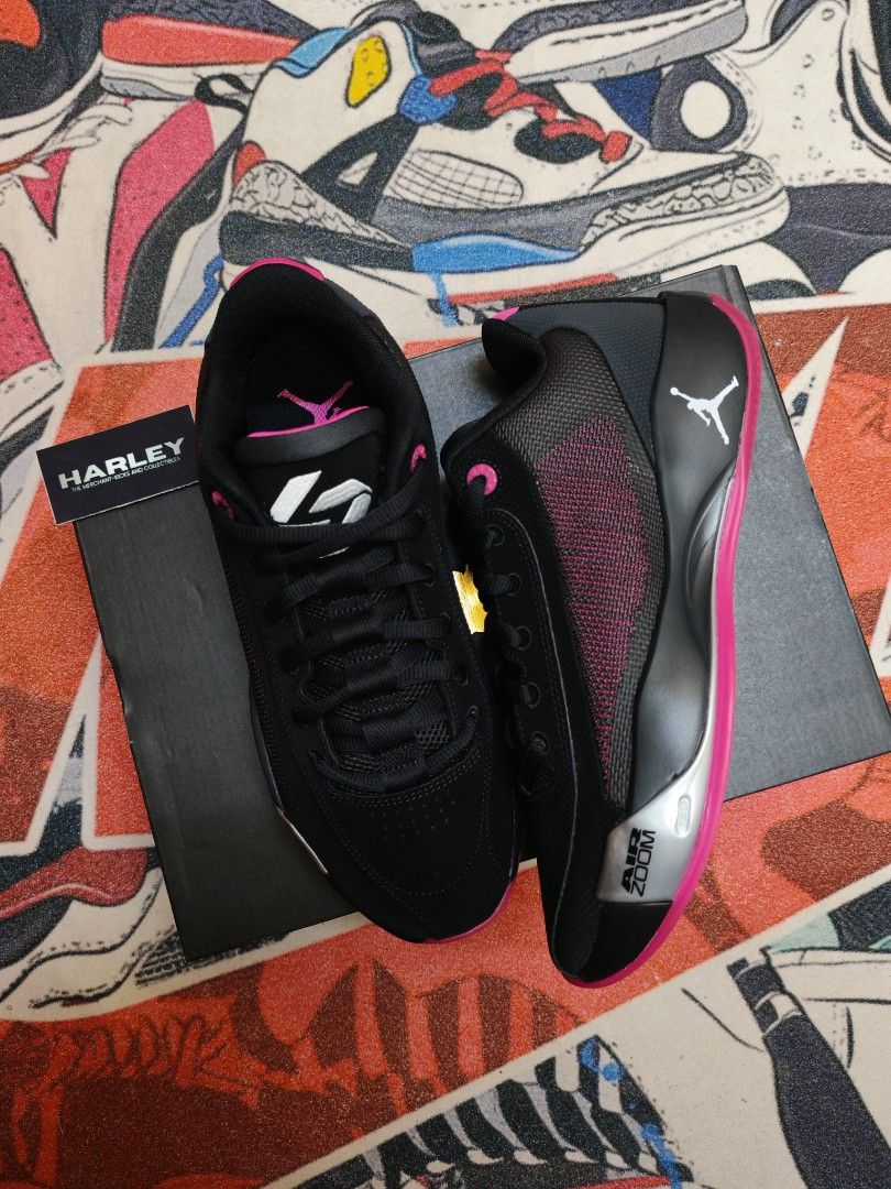 Luka 77 Navidor Size 9 (Category: Sneakers) located in Marikina City. Submitted by tm_harley (Listing ID 1460209996, Image 1). Description: 🚨Luka 77 both size 9 men's - Navidor 💸4,295 pesos each!!❌5,795 SRP Send a DM for inquiries 📩 FB: Harley Villa FB Page: The Merchant - Kicks and Collectibles 📌Marikina City Location.