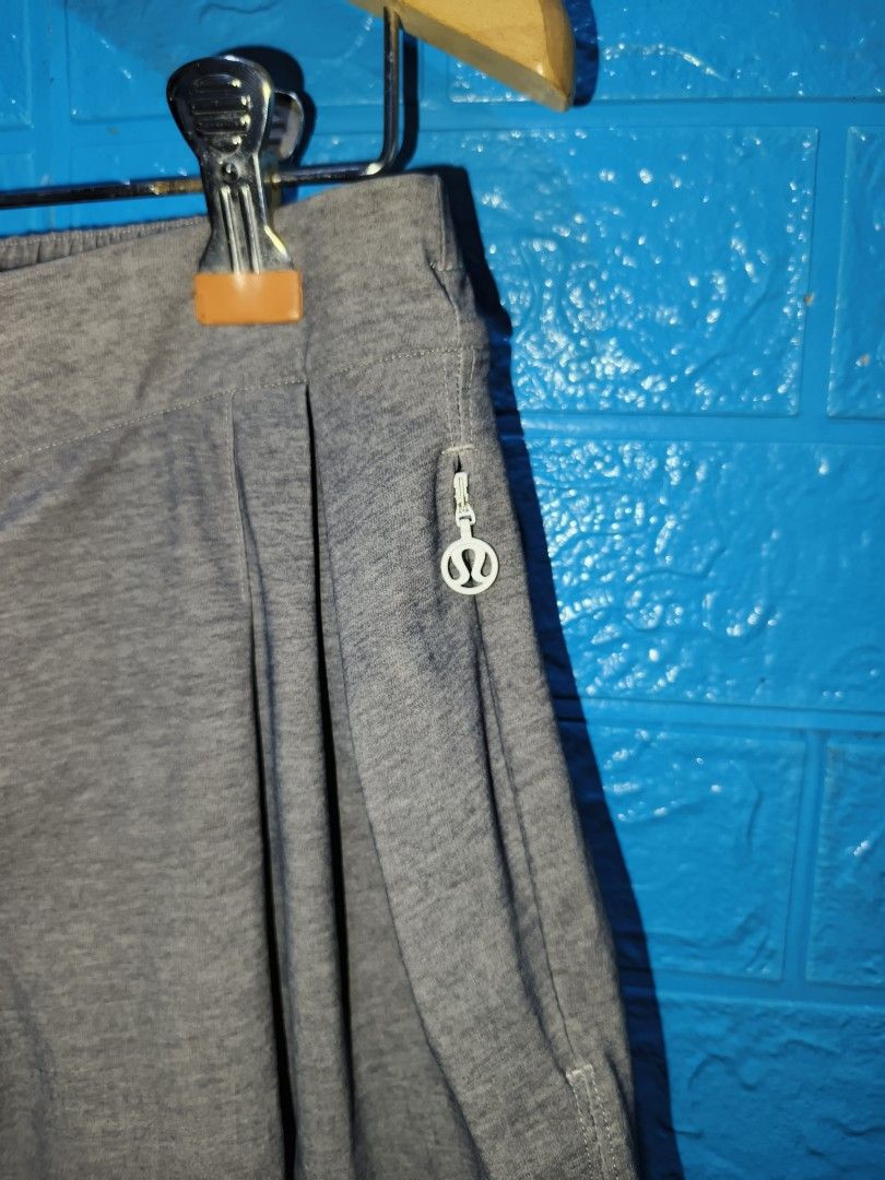 Lululemon Athletica Grey Athletic Shorts Size 6 (Category: Activewear) located in Davao. Submitted by vndrgd (Listing ID 1460114874, Image 3). Description: - Lululemon Grey Shorts - Size: 6 (fits waist 26-28 inches) - Length: 14 inches - Zippered pockets - Built-in shorts lining - Ideal for sports and casual wear.