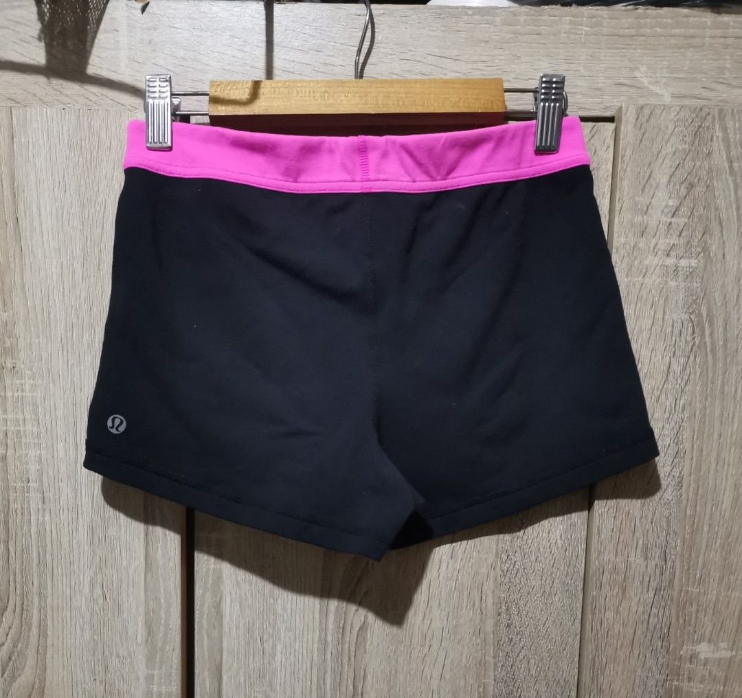 Lululemon black pink short (Category: Shorts) located in San Pedro. Submitted by thriftersthrift (Listing ID 1460278162, Image 2). Description: Waistline (inches) :24 Length(inches) :9 Good condition Already wash Color rate : 9/10 🌵ALL ITEMS ARE FROM UKAY BALE SO MANAGE YOUR EXPECTATION 🌵 ASK SELLER FOR MORE INFORMATION COLOR MAY CHANGE TRU LIGHTING.