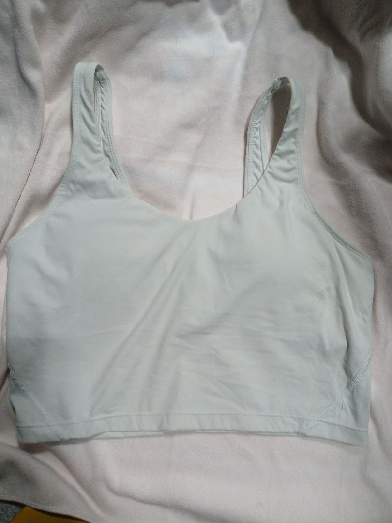 Lululemon Bra (Category: Activewear) located in La Trinidad. Submitted by dashopperist (Listing ID 1460206156, Image 2). Description: - Light grey Lululemon sports bra - Size 8 - Perfect for workouts or everyday wear - Comfortable and supportive fit - Iconic Lululemon logo detail - Tag clearly visible.