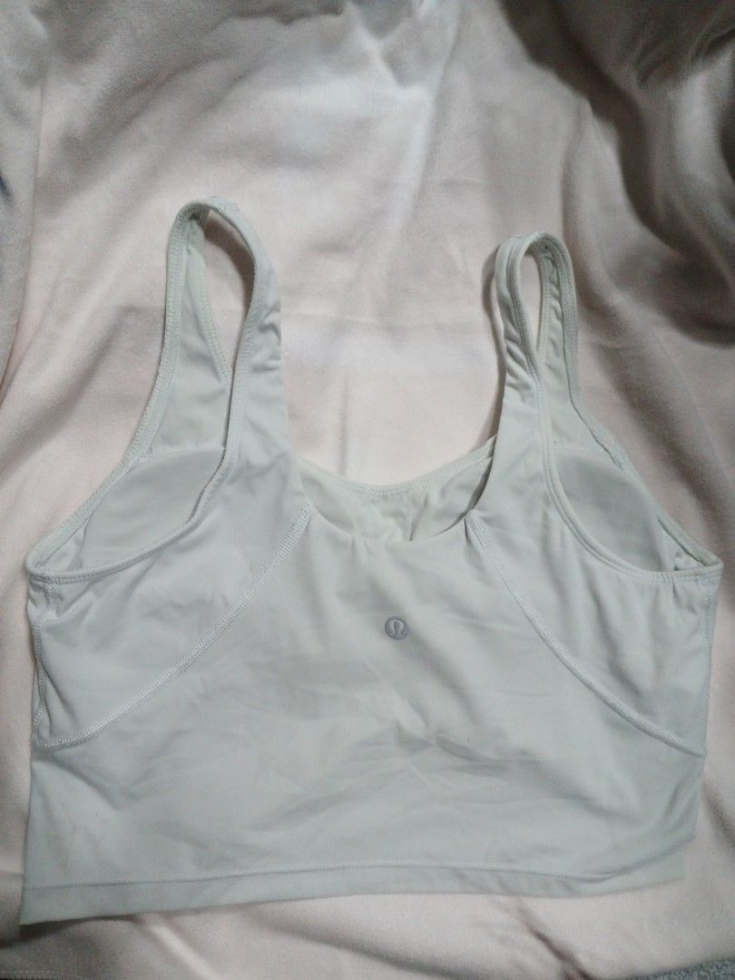 Lululemon Bra (Category: Activewear) located in La Trinidad. Submitted by dashopperist (Listing ID 1460206156, Image 1). Description: - Light grey Lululemon sports bra - Size 8 - Perfect for workouts or everyday wear - Comfortable and supportive fit - Iconic Lululemon logo detail - Tag clearly visible.