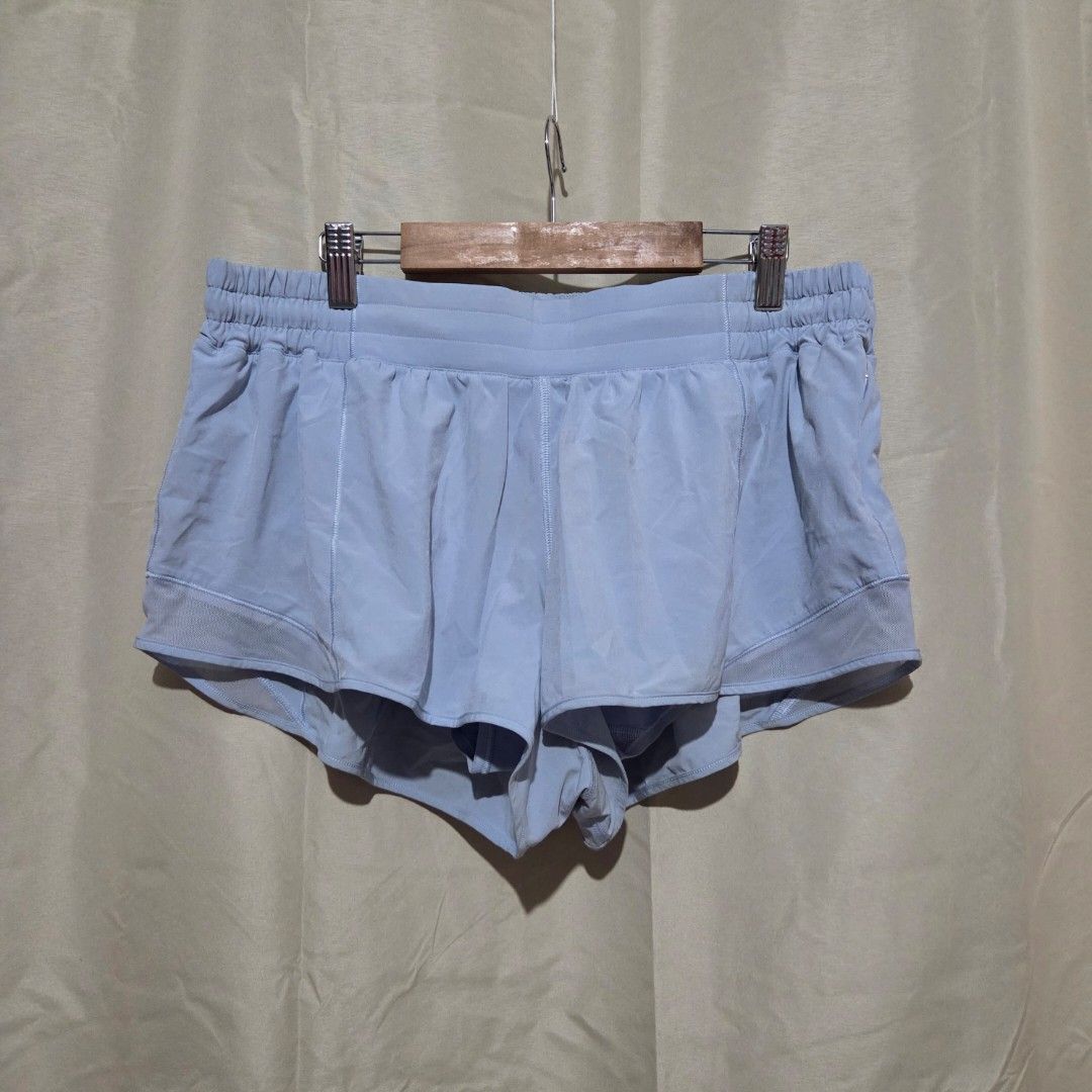LULULEMON SIZE 14 (Category: Activewear) located in Santiago. Submitted by fromboxes (Listing ID 1460251155, Image 1). Description: Like new Ships thru J&T Isabela North Luzon Shipping Nationwide No rush shipping 😊😊.