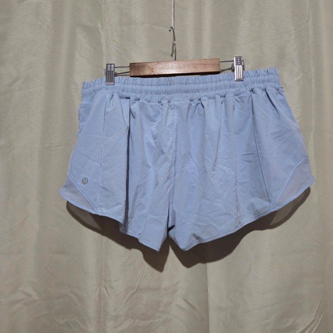 LULULEMON SIZE 14 (Category: Activewear) located in Santiago. Submitted by fromboxes (Listing ID 1460251155, Image 3). Description: Like new Ships thru J&T Isabela North Luzon Shipping Nationwide No rush shipping 😊😊.