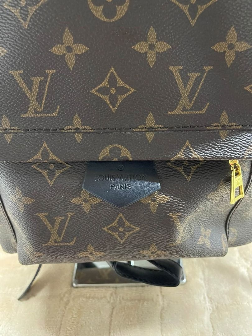 LV PALM SPRING BACK PACK (Category: Backpacks) located in Caloocan City. Submitted by j3ngsanity (Listing ID 1460254631, Image 2). Description: ISSUE SCRATCH SA BACK PACK MISMO .