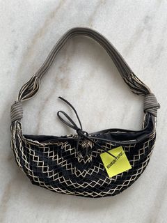 (Kategori: ) berada di . Dikirim oleh rockouture (ID iklan 1460174542, Gambar 1). Deskripsi: .