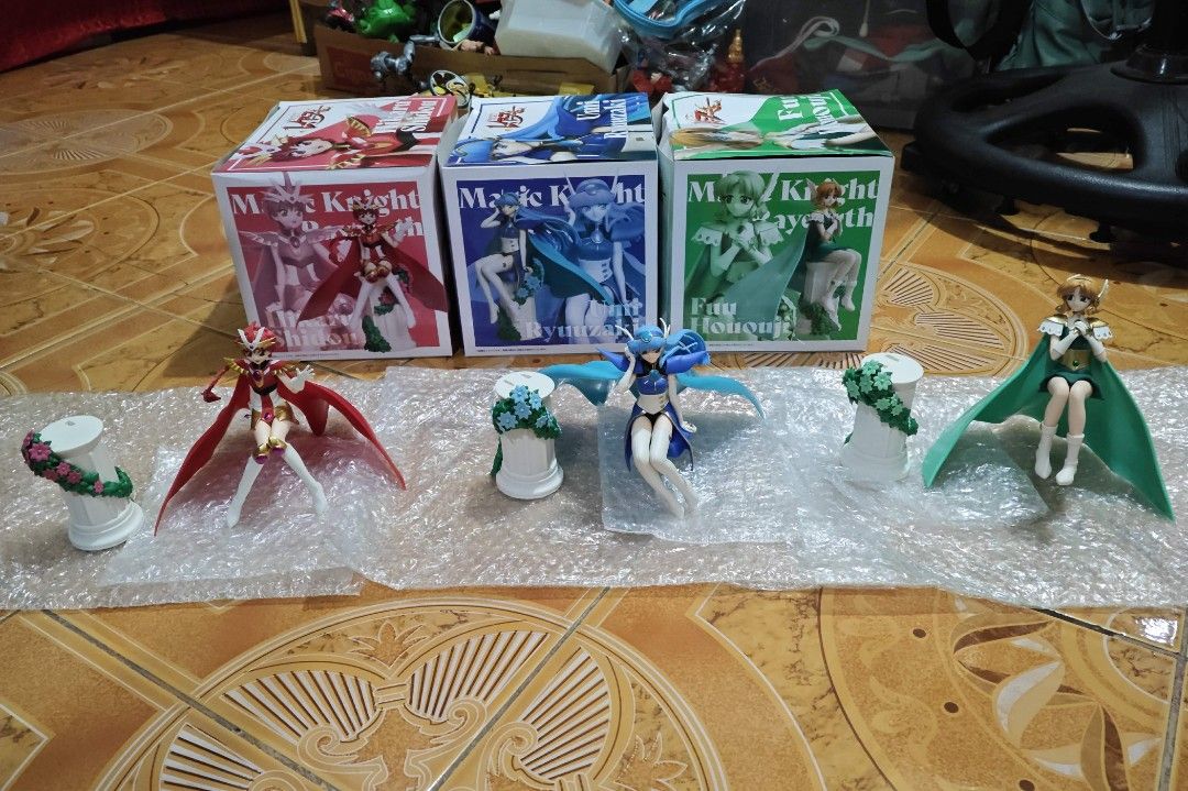 Magic Knight Rayearth Figures Set of 3 (Category: Figurines & Statues) located in Taguig. Submitted by jason242982 (Listing ID 1460157145, Image 2). Description: - Set of 3 Magic Knight Rayearth figures (HEREDITAIL FIGURE) - Includes Hikaru Shidou, Umi Ryuuzaki, and Fuu Hououji - Figures displayed with original boxes - Boxes show some wear but are intact and deform only during shipping. All figures are bib and just displayed only in few minutes u