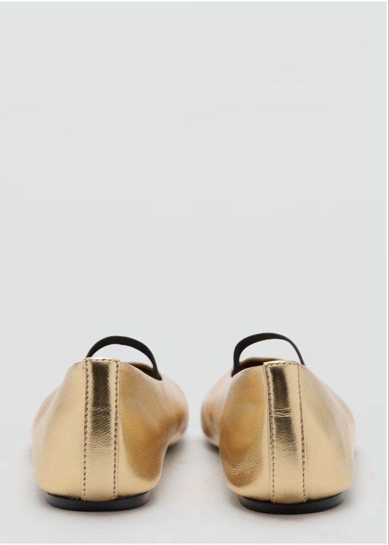 MANGO Strap Leather Shoes – Gold (Category: Flats & Sandals) located in Manila. Submitted by myckalingl38070 (Listing ID 1460137140, Image 3). Description: MANGO Strap Leather Shoes – Gold | Size 35 ✨ Brand new / Like new condition * Only tried on indoors to check the fit. * Never used outside. * No flaws or signs of wear. * Size EU 35. * Comes exactly as shown. Super pretty and perfect if you want to elevate a simple outfit. 💛.