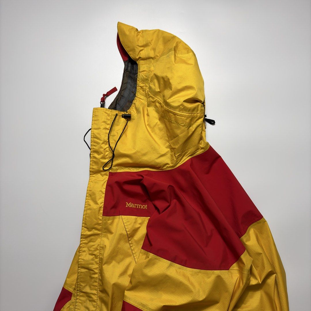 Marmot Goretex Windbreaker Jacket (Category: Coats, Jackets and Outerwear) located in Makati City. Submitted by tulakngdamit.ph (Listing ID 1460279971, Image 1). Description: Wts! WTS! Marmot Outdoor Windbreaker Jacket Width: 25 Inches Length: 32 Inches Excellent Need Wash Fresh from Bale!.
