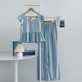 (Kategori: ) berada di . Dikirim oleh mrsuitte (ID iklan 1460142147, Gambar 1). Deskripsi: .