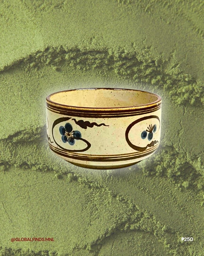 Matcha Bowl (Category: Coffee & Tea Tableware) located in Quezon City. Submitted by globalfinds.mnl (Listing ID 1460264485, Image 1). Description: Ceramic and high quality Matcha bowl or Chawan. Perfect use for matcha or hojicha lovers💕.