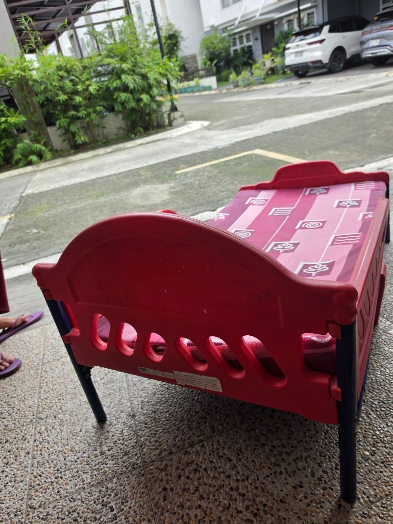 MCQUEEN BED With Matress (Category: Children's Beds) located in Quezon City. Submitted by docjnet (Listing ID 1460233490, Image 1). Description: Good condition, for pick up only.