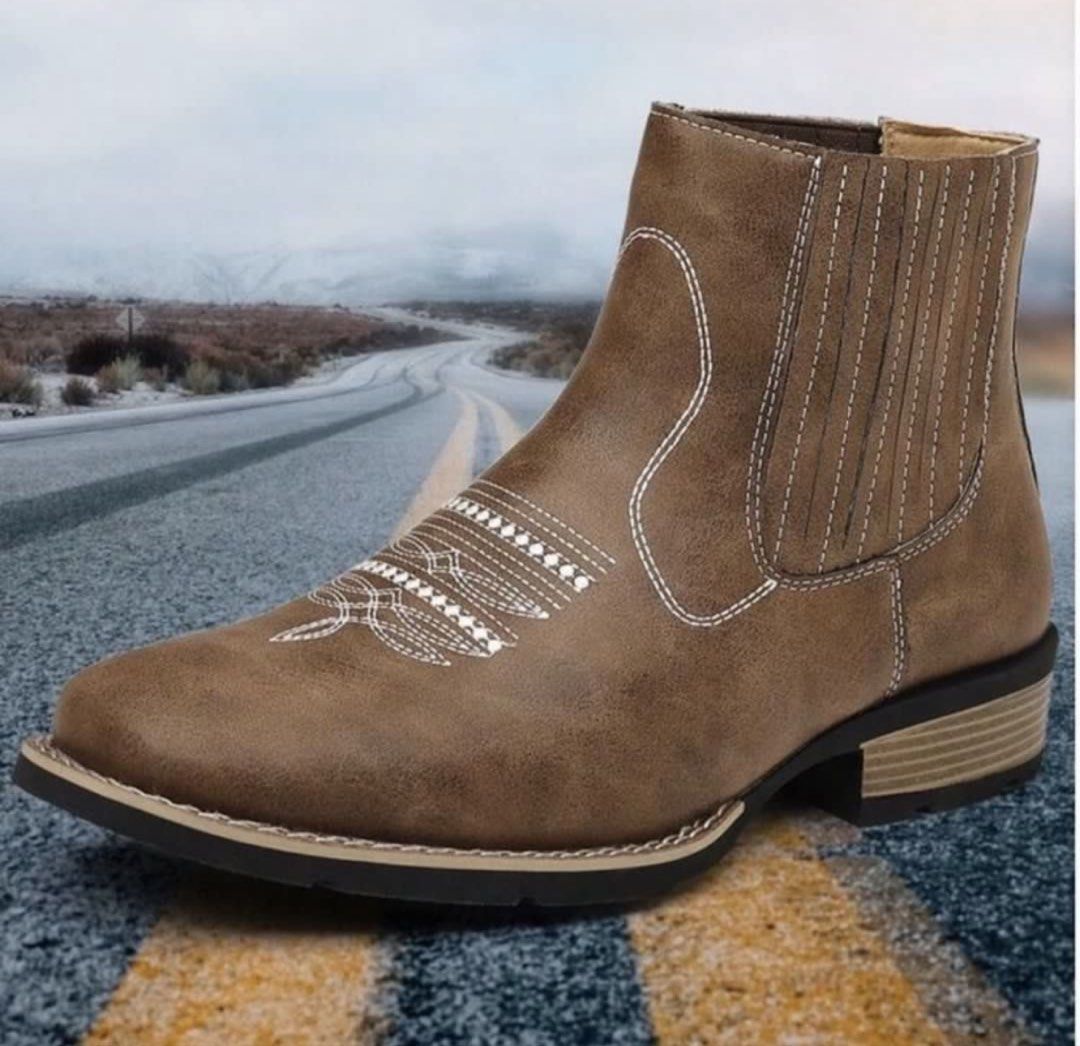 Men's Leather Western Cowboy Boot (Category: Boots) located in Rizal. Submitted by gracefullykept (Listing ID 1460224590, Image 2). Description: - Item: Genuine Leather / Western Chelsea / Ankle Cowboy Boots - Size: US 7.5 or 8 - Vibe: Slip-on with elastic side gores, embroidered toe accent, durable low block heel 🚛 MOD: J&T / Lalamove 💰 MOP: GCash 💌 Send a direct message for when worn.