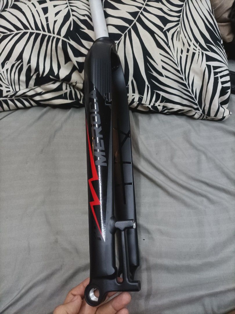 Meroca Bicycle Fork - Black Red (Category: Bicycles) located in Quezon City. Submitted by xjoelouise (Listing ID 1460108484, Image 2). Description: BRANDNEW MEROCA BOOST THRU AXLE RIGID FORK UNIVERSAL/29ER WITH AXLE AND STARNUT DISC BRAKE READY NO ISSUE 1850 ONLY QUEZON CITY LOCATION.