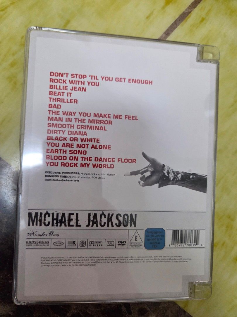 Michael Jackson 2003 Video Clip Collection DVD （分類：音樂與媒體 - CD 及 DVD）位於 Hong Kong。 由 pkpkjimmy 提交（商品編號 1460158475，圖片 2）。簡介： 大埔墟站交收或可順豐到付。