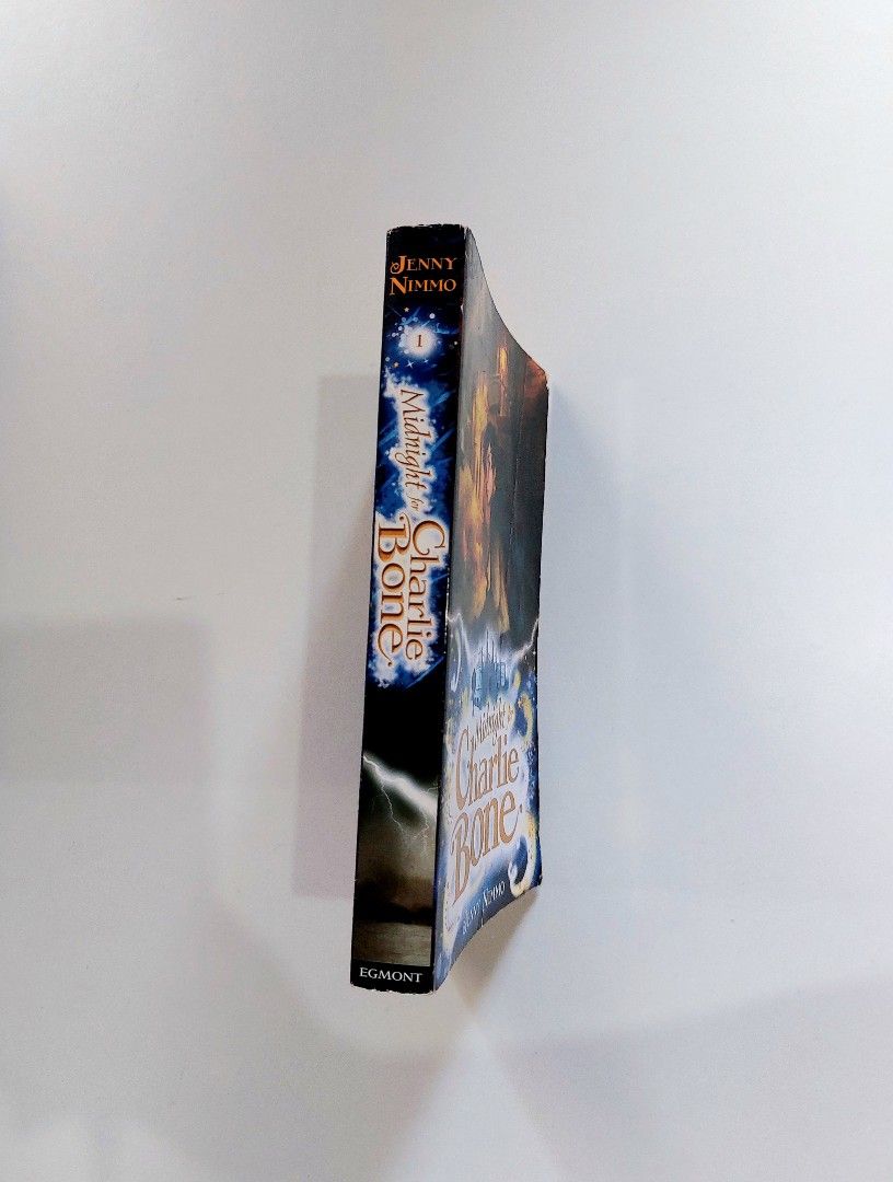 Midnight for Charlie Bone by Jenny Nimmo (Category: Storybooks) located in Tanauan. Submitted by solanareads (Listing ID 1460210960, Image 3). Description: 📚 major bookshelf clean out / clearance sale ~ — with foxing on some pages — RFS: decluttering my bookshelves and switching to digital books — MOP: Gcash | fast shipping *feel free to send a message if you wish to negotiate the price :).
