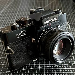 (Category: ) located in . Submitted by ronvintagecameras (Listing ID 1460217077, Image 1). Description: .