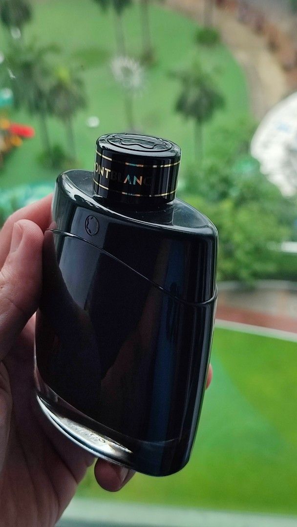Montblanc Legend Eau de Parfum 100ml (Category: Fragrance & Deodorants) located in Quezon City. Submitted by rapstoreph (Listing ID 1460235847, Image 2). Description: Montblanc Perfume 100ML Good as NEW!!! Just sprayed maybe 5x only. No box included. Asking price: 3000 Brand new price: 7,226.50 Montblanc Legend Eau de Parfum is a woody, aromatic fougere fragrance for men featuring a fresh opening of bergamot and violet leaves, a warm floral-woody