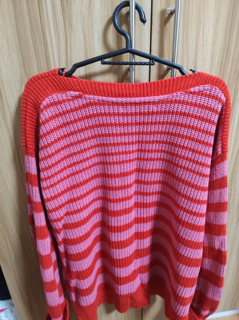 M&S Collection Striped Knit Sweater (Category: Longsleeves) located in Quezon City. Submitted by yyyahhhhhh (Listing ID 1460236703, Image 2). Description: - M&S Collection knit sweater - Red and pink stripe pattern - Long sleeves - Relaxed fit - Boat neckline - Cozy knit material - M-L.