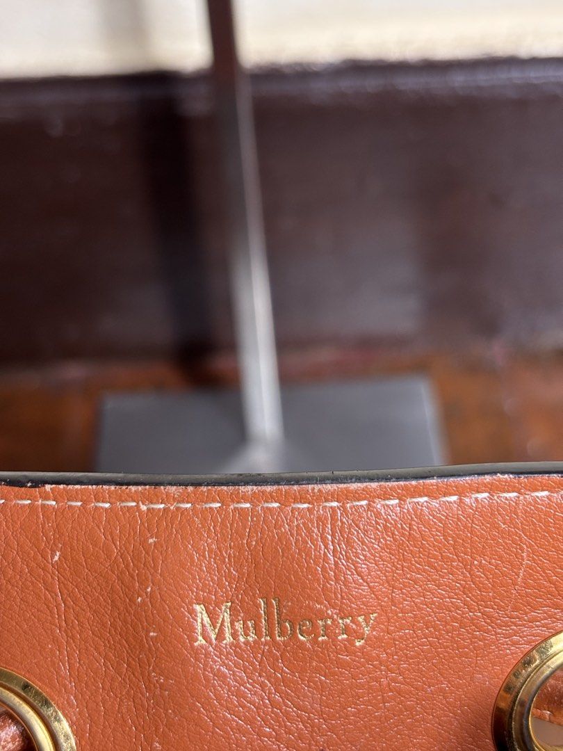 Mulberry Bucket Bag (Category: Shoulder Bags) located in Manila. Submitted by earlylifecrisis3 (Listing ID 1460226804, Image 3). Description: Condition 8/10 Measure it by inch Width: 9 Length: 9.5 Depth: 6 Handle: 5 Sling: 17 •Refund / Returns not allowed allowed •Please do check the dimensions size on labels sometimes are not accurate on the sizing •Ask me before purchasing.