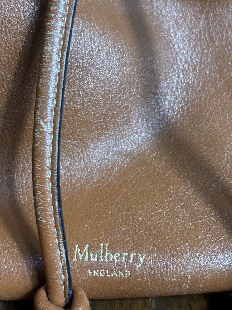 Mulberry Bucket Bag (Category: Shoulder Bags) located in Manila. Submitted by earlylifecrisis3 (Listing ID 1460226804, Image 2). Description: Condition 8/10 Measure it by inch Width: 9 Length: 9.5 Depth: 6 Handle: 5 Sling: 17 •Refund / Returns not allowed allowed •Please do check the dimensions size on labels sometimes are not accurate on the sizing •Ask me before purchasing.