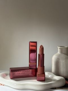 (Category: ) located in . Submitted by makeupgoodiess (Listing ID 1460192412, Image 1). Description: .