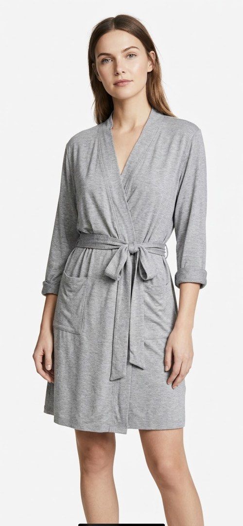 Natori bathrobe (medium) (Category: Undergarments & Loungewear) located in Manila. Submitted by csjlgen (Listing ID 1450564953, Image 1). Description: .
