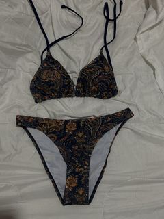 (Category: ) located in . Submitted by _llyy (Listing ID 1460117912, Image 1). Description: .