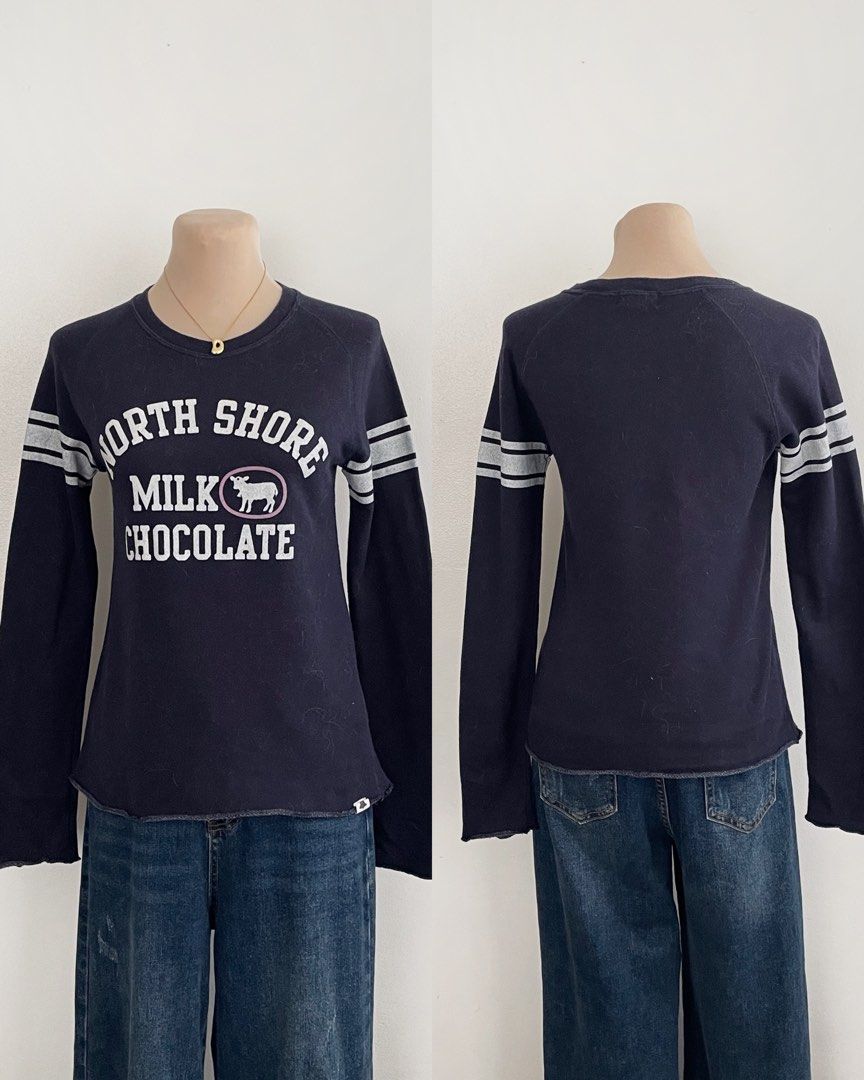 navy graphic long sleeves (Category: Longsleeves) located in Manila. Submitted by spankmemingyu (Listing ID 1460228632, Image 1). Description: xs-m.