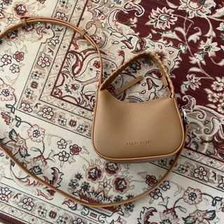 (Category: ) located in . Submitted by biskutgoreng78 (Listing ID 1460233548, Image 1). Description: .