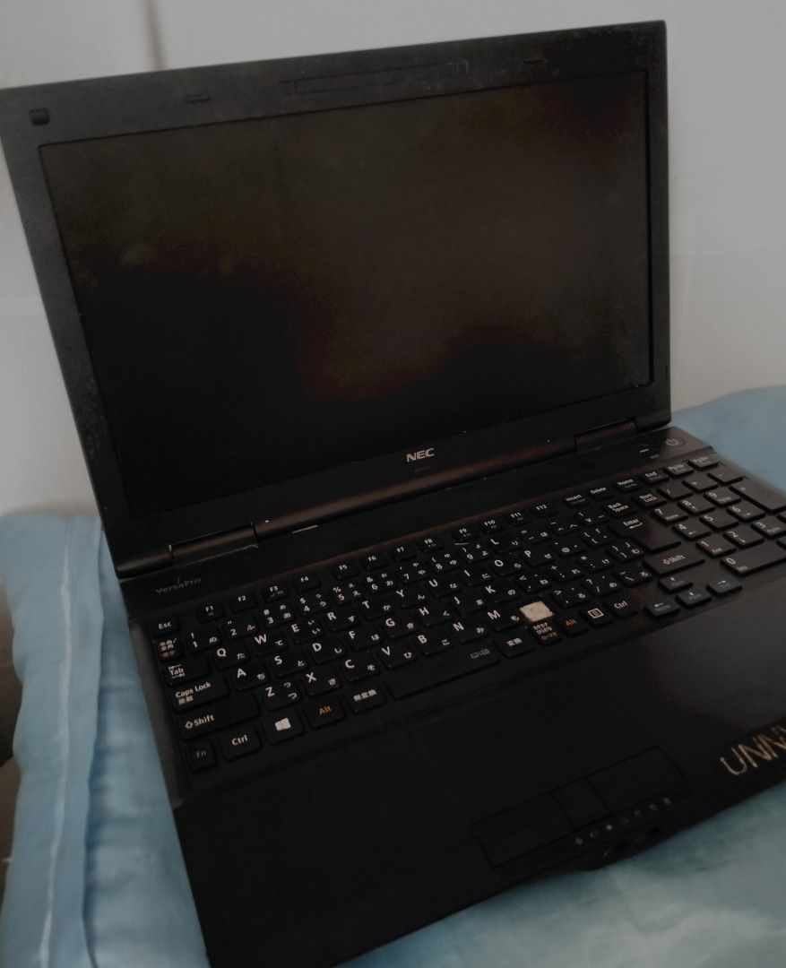 Nec laptop versa pro (Category: Laptops & Notebooks) located in Quezon City. Submitted by sunnyungcart (Listing ID 1460110428, Image 2). Description: please read!📌 missing some piece of keyboard and meron hindi nagana (kayo nalang mag pagawa) dapat naka charge siya habang ginagamit kasi mabilis na din siya malowbat( Need battery replacement) and yung screen may glitch na line (hindi ko alam ano nangyari) mabigat siya and malaki.. buy as is manag