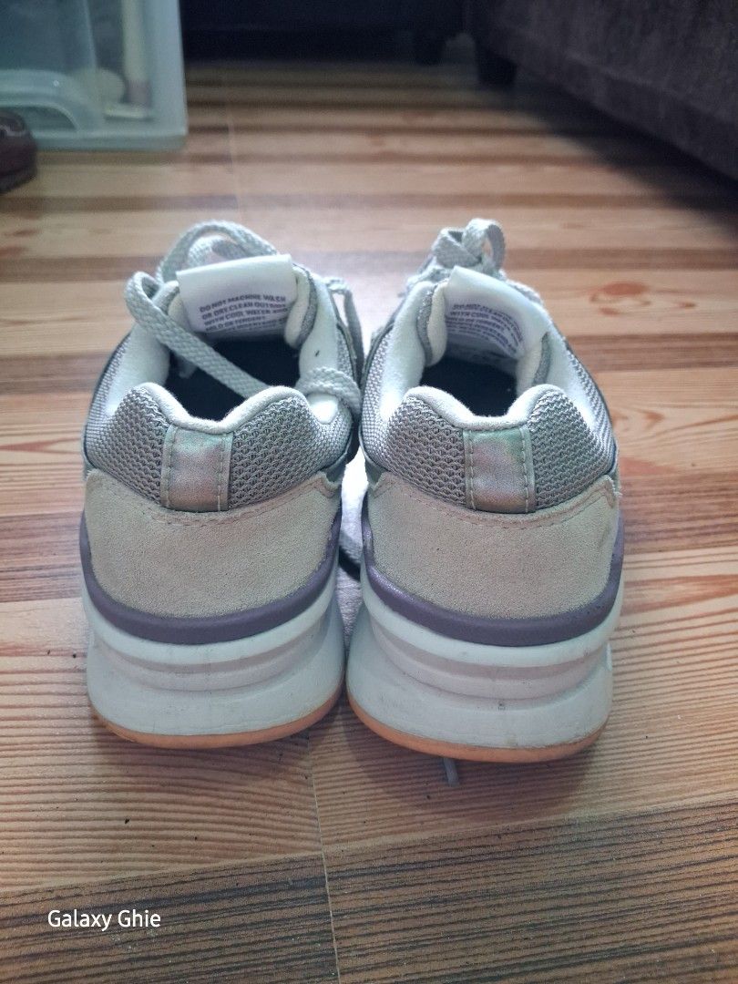 New Balance (Category: Sneakers) located in Baguio. Submitted by angwayg1014 (Listing ID 1460180888, Image 2). Description: EUR 38 CM 24.5.