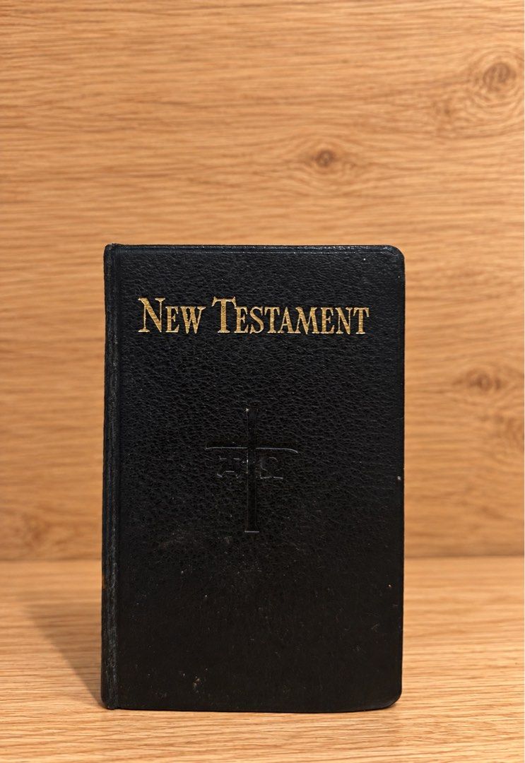 New Testament Confraternity Version Illustrated Catholic Bible (Category: Religion Books) located in Rodriguez. Submitted by KuyaEl09 (Listing ID 1460207414, Image 1). Description: 11. The New Testament of Our Lord and Savior Jesus Christ A Revision of the Challoner-Rheims Version Edited by Catholic Scholars Under the Patronage of the Episcopal Committee of the Confraternity of Christian Doctrine 1965, Catholic Book Publishing Company Vintage-Gen