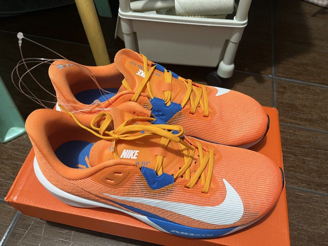 NIKE AIR ZOOM RIVAL FLY 4 (Category: Casual Shoes) located in Manila. Submitted by angelika_infante (Listing ID 1460206411, Image 2). Description: FOR SALE NIKE AIR ZOOM RIVAL FLY 4 (BRAND NEW) ❗ - bright manadarin/white mandarin - Unisex - US size 7.5 (M) and 9 (W) - Brand new and newly bought in sports central - Never been used - Selling for 2,200 pesos ❗ - rush need funds po 🥹 📍MANILA/CUBAO.