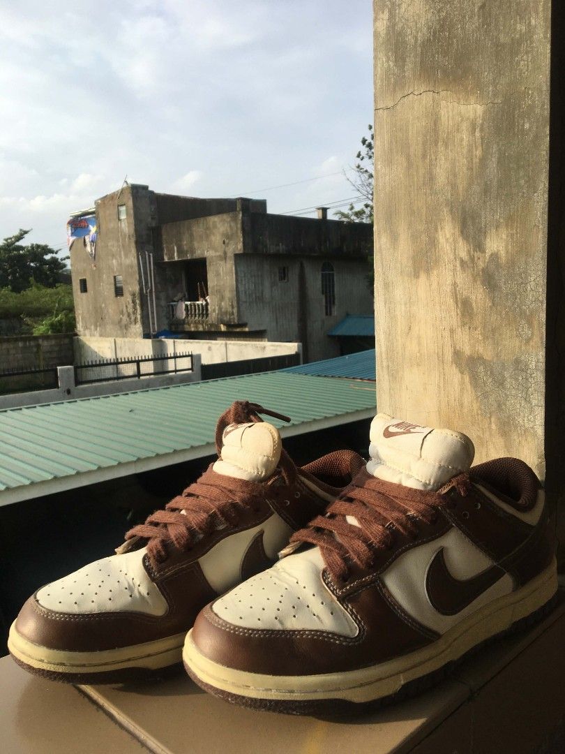 NIKE DUNK LOW CACAO WOW (Category: Sneakers) located in Manila. Submitted by baeblin.176 (Listing ID 1460149959, Image 3). Description: 🤎 PRELOVED CACAO WOW 🤎 Original Nike • No Box 📦❌ Still in good condition! ✨ Perfect for everyday fits Size 7👣.