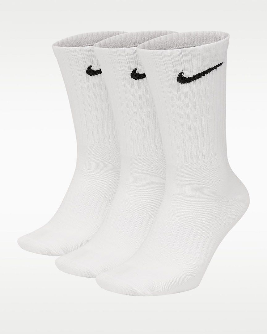 Nike Everyday Lightweight Socks 3 pairs (Category: Socks) located in Marikina City. Submitted by cheese85 (Listing ID 1460155314, Image 1). Description: Size large Brand new with plastic 3 pairs 100% authentic.