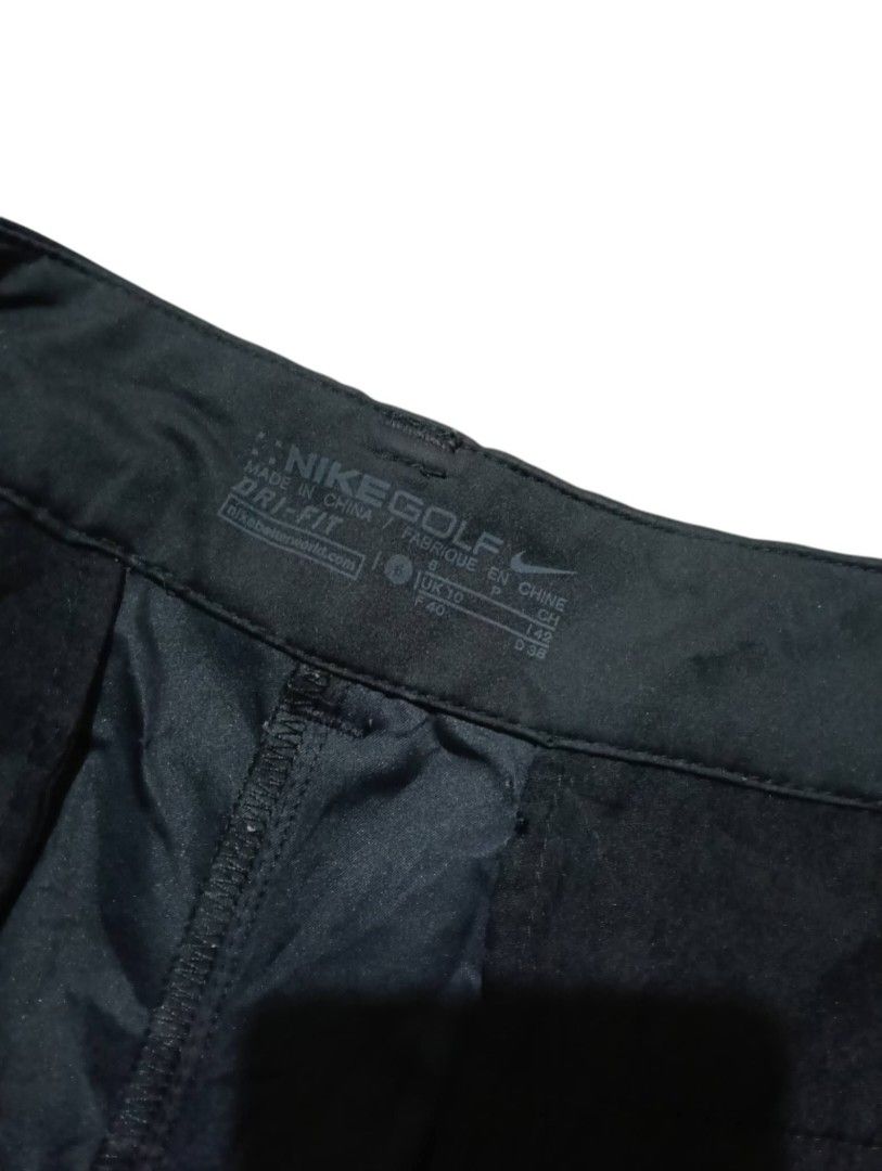 Nike Golf Dri-Fit Shorts (Category: Activewear) located in Manila. Submitted by rarefindsgallery (Listing ID 1460302893, Image 3). Description: Size: Medium Fits waist size 31-32".