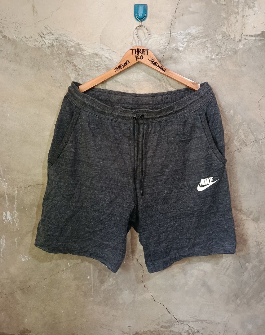 Nike Grey Sweat Shorts XXL (Category: Shorts) located in Kalamansig. Submitted by skone1996 (Listing ID 1460248006, Image 1). Description: - Grey Nike sweat shorts - Size XXL - 34-38 Waistline - 20 Length - 9.5/10 Color rate - No Issue - Features drawstring waist and pockets - Ideal for lounging or workouts - Made in China - Please check photos for condition details.