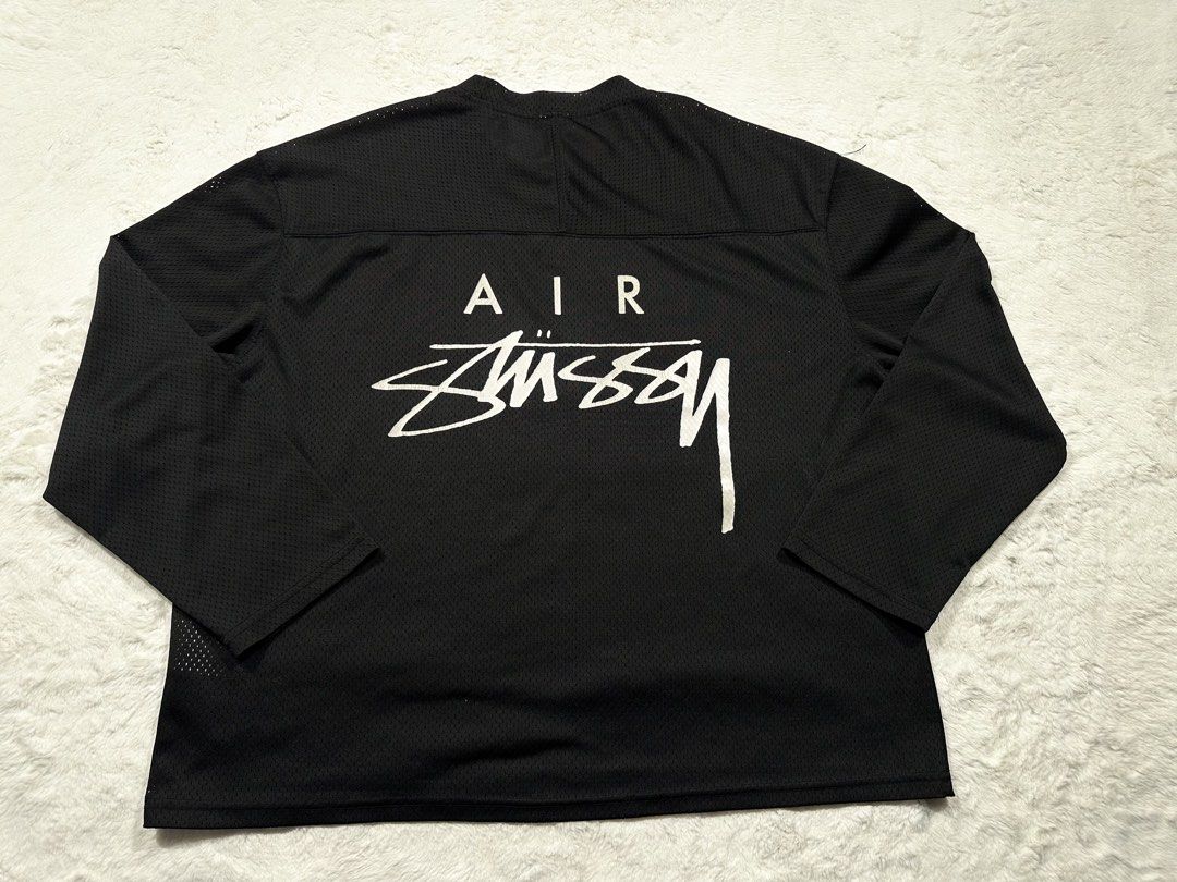 Nike longsleeve (Category: Tshirts & Polo Shirts ) located in Baguio. Submitted by denden071016 (Listing ID 1460295865, Image 2). Description: Nikexstussy Length 26 Width 25.