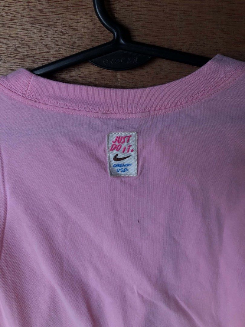 NIKE PINK SPORTSWEAR (Category: Tshirts & Polo Shirts ) located in Bacolod City. Submitted by truk_thrift (Listing ID 1460271915, Image 3). Description: .