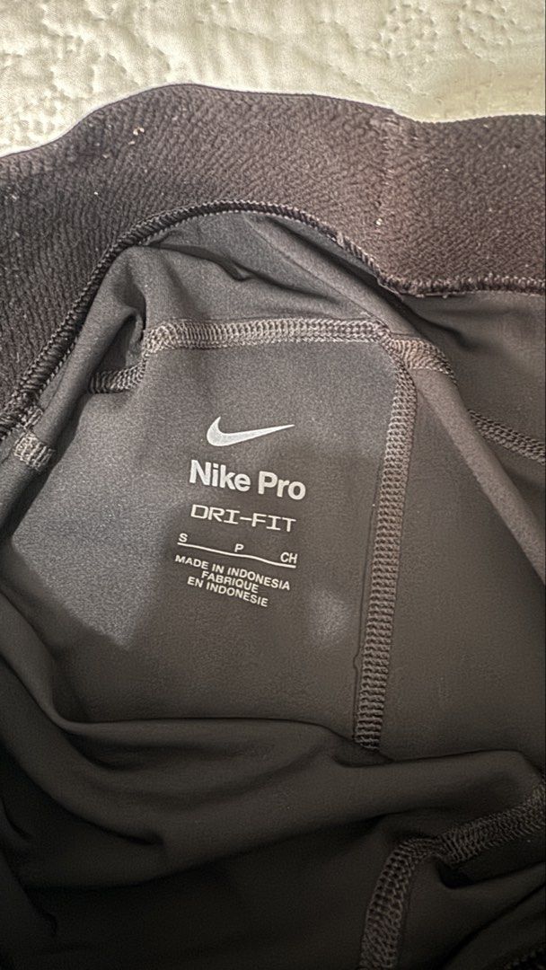 Nike Pro Dri-Fit Black Compression Shorts Size S (Category: Activewear) located in Mandaluyong City. Submitted by cosy.bz (Listing ID 1460128741, Image 3). Description: - Black Nike Pro Dri-Fit Compression Shorts - Features iconic Nike Pro waistband - Made in Indonesia - Ideal for workouts or everyday wear - Comfortable and supportive fit - Size: Small.