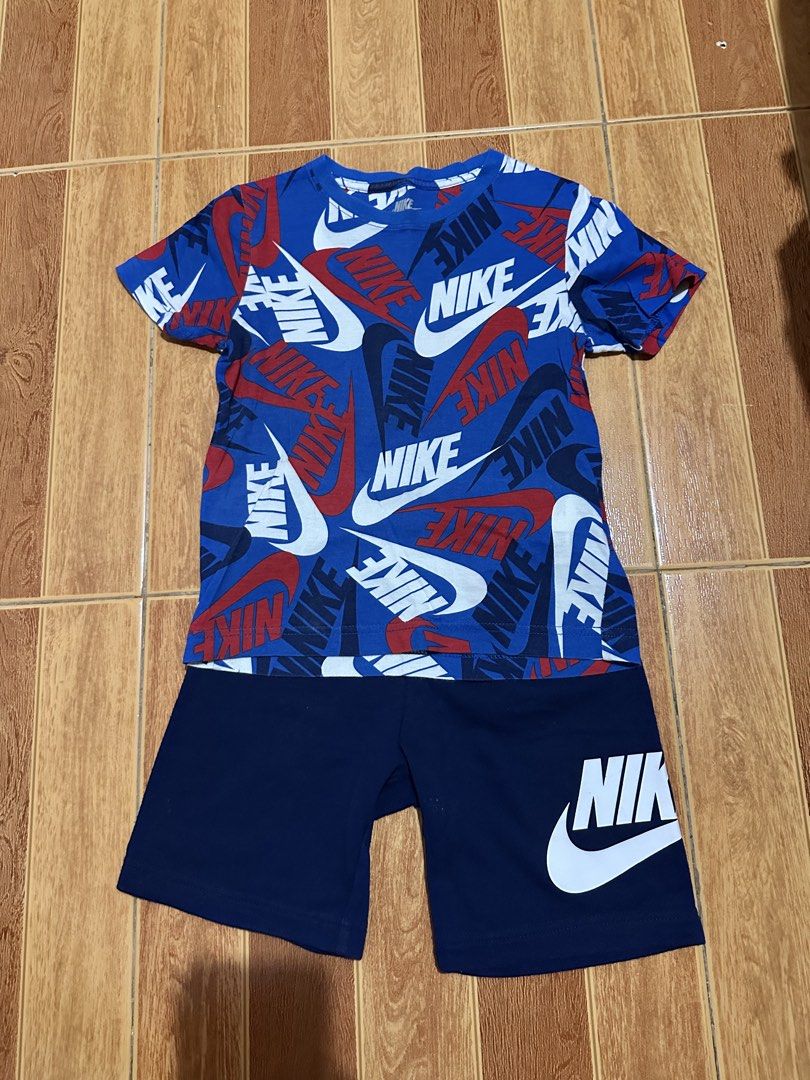 NIKE SET FOR KIDS (Category: Babies & Kids Fashion) located in Manila. Submitted by fourleafclover04 (Listing ID 1460201940, Image 2). Description: NIKE SET TSHIRT AND SHORT LIKE NEW 5 to 6y.