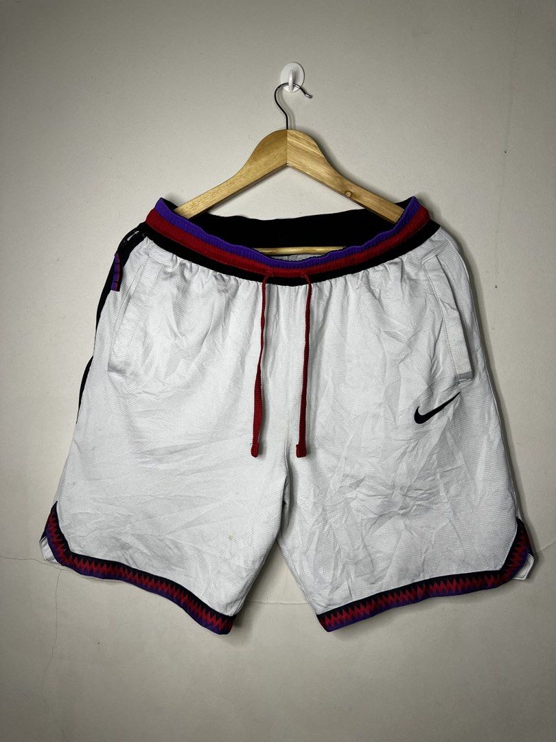 NIKE SHORT (Category: Shorts) located in Molave. Submitted by thriftmate13 (Listing ID 1460276028, Image 2). Description: .