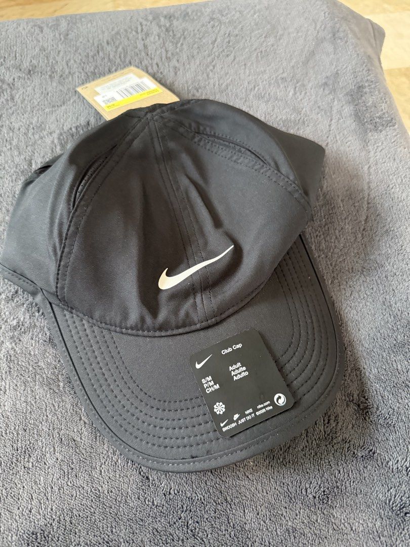 Nike unisex club cap S/M (Category: Caps & Hats) located in Manila. Submitted by v2024 (Listing ID 1460112007, Image 2). Description: .