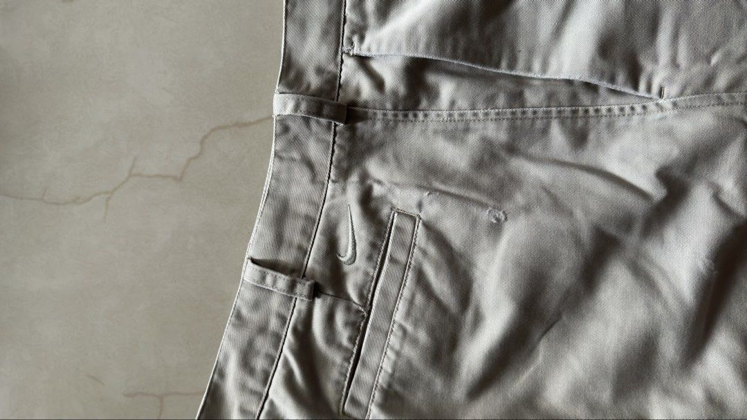 Nike Vintage Golf Short (Category: Shorts) located in Quezon City. Submitted by notmhico (Listing ID 1460190344, Image 2). Description: .
